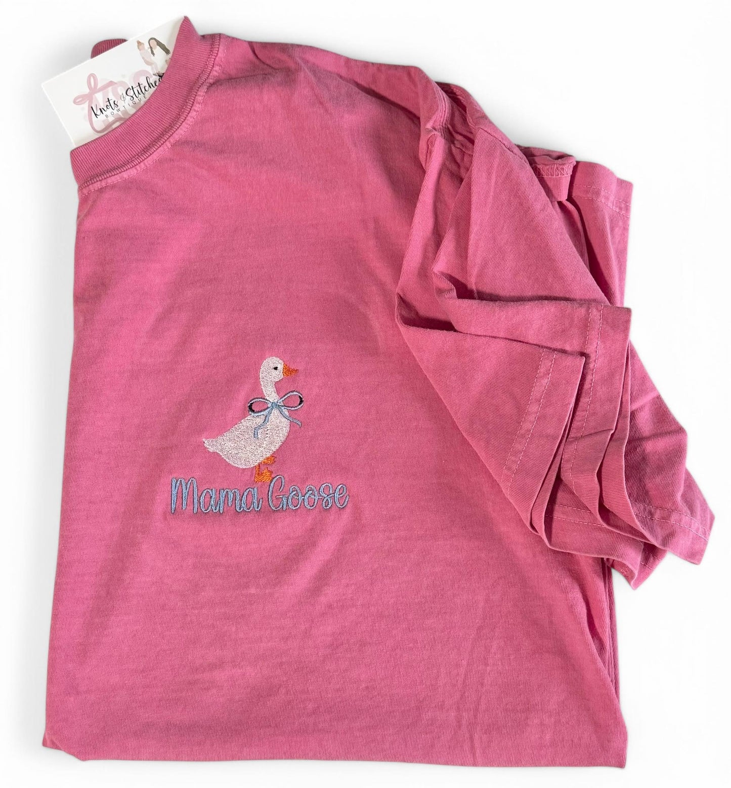 MAMA goose tee