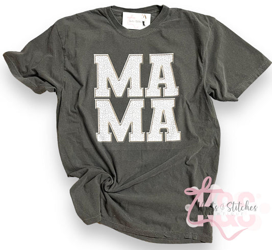 Faux embroidered leopard MAMA tee